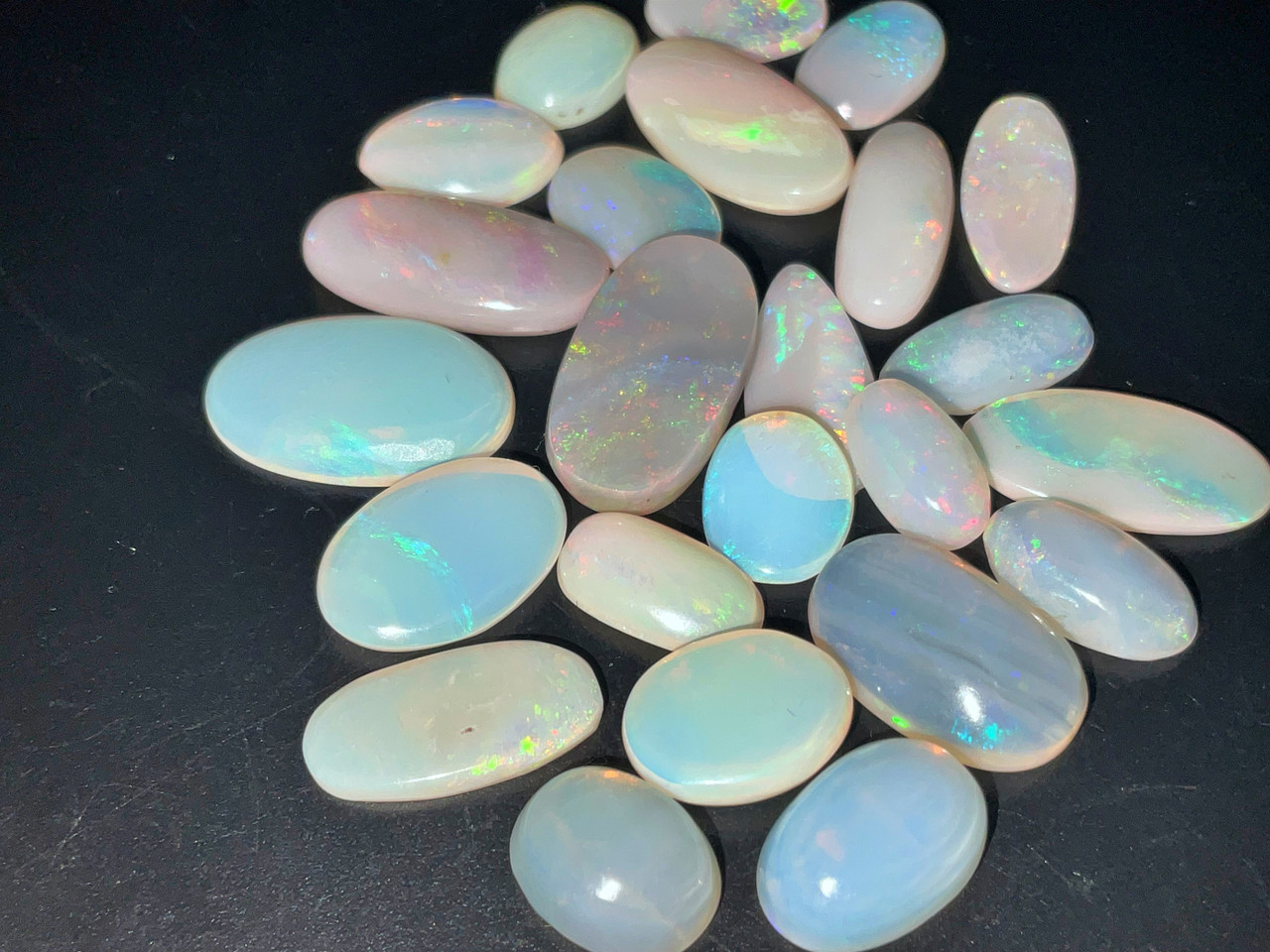 Multicolour Australian Coober Pedy Opal 24 Pc 36.65 Carat